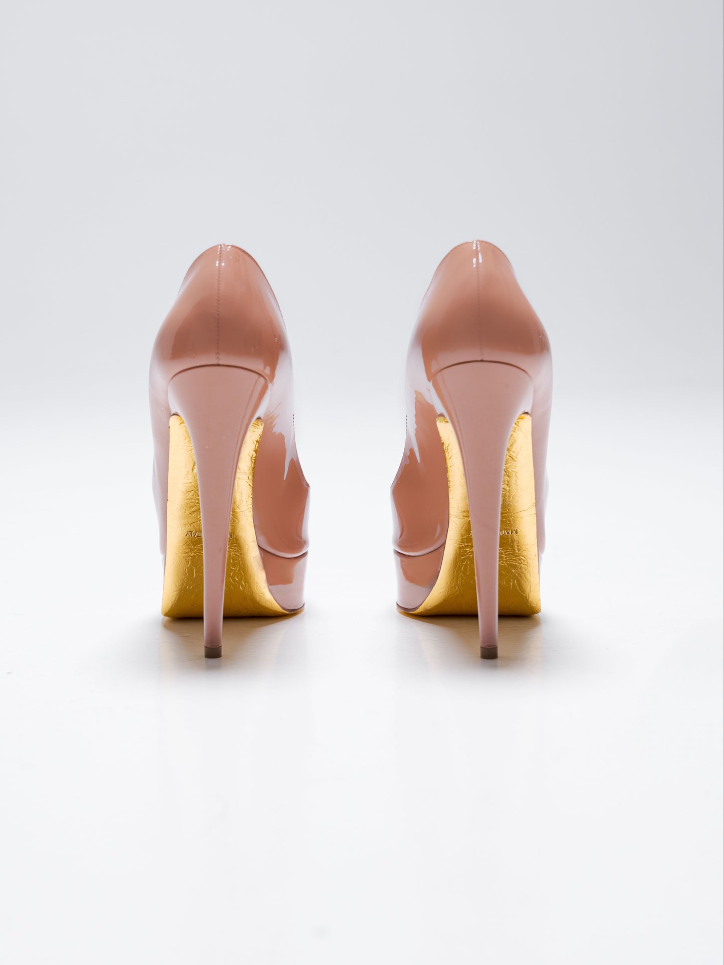 DI ALLURA 135 Cuir de veau verni nude Semelle Or Édition Limitée