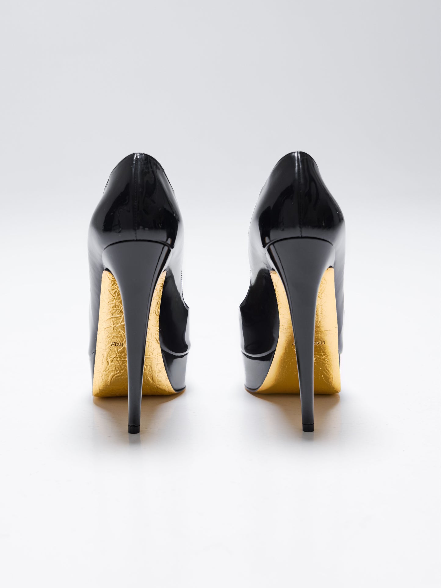 DI ALLURA 135 Cuir de veau verni noir Semelle Or Édition Limitée