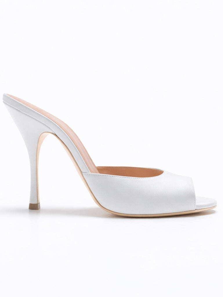 Mule à talon en cuir de veau blanc pour femme vu de profil 